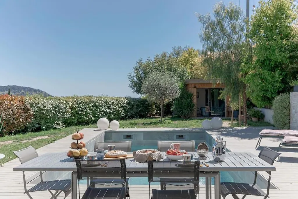 Villa Gaia & Piscine & Clim Nice 0*,  France